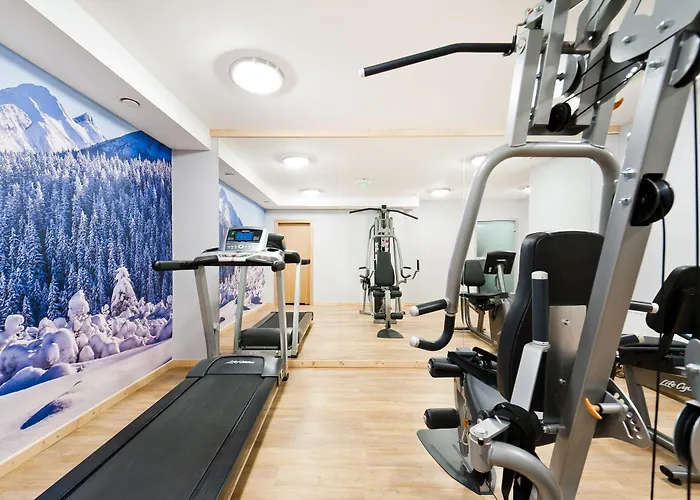 Resorts Lipki Park Z Sauna, Sun & Snow
